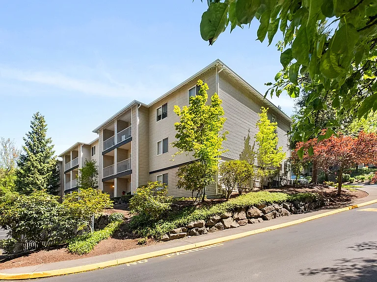 Mill Pond Apartments — Photo 1