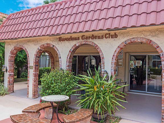 Home For Sale In BARCELONA GARDENS 200