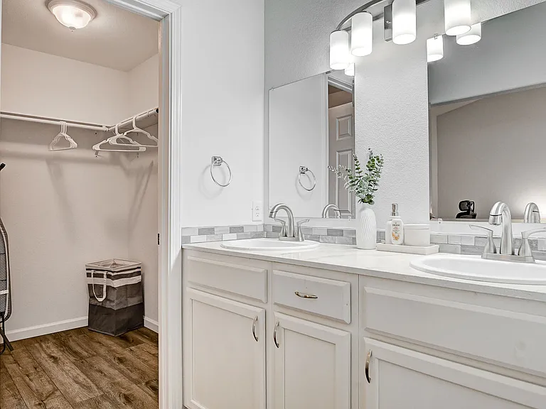 1658 Garden Path Ct — Photo 22