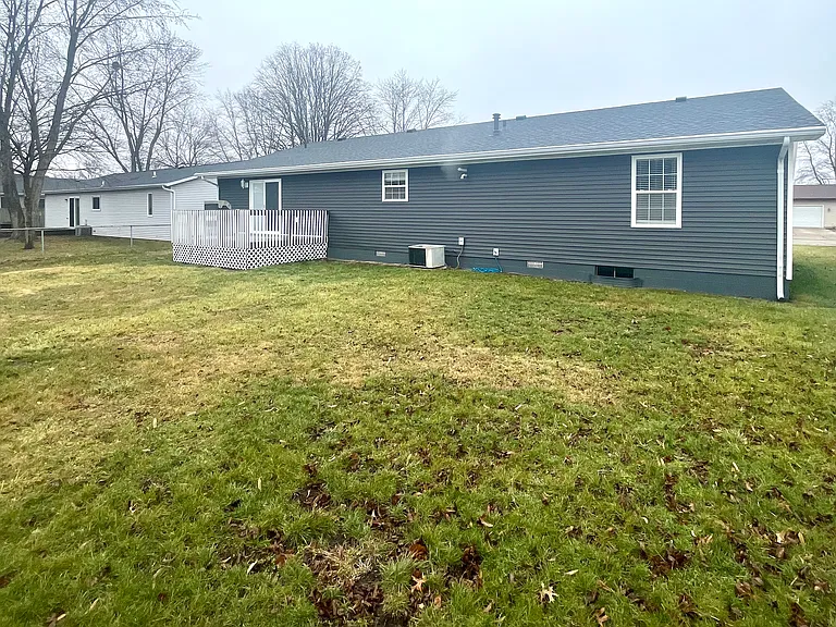 403 Cheryl Dr — Photo 4