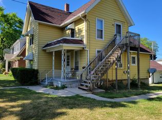 148 S Perkins Blvd, Burlington, WI 53105