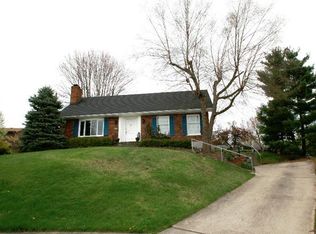 738 Robin Ln, Villa Hills, KY