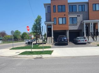 38 Reid Ave N #38, Hamilton, ON L8H1C2