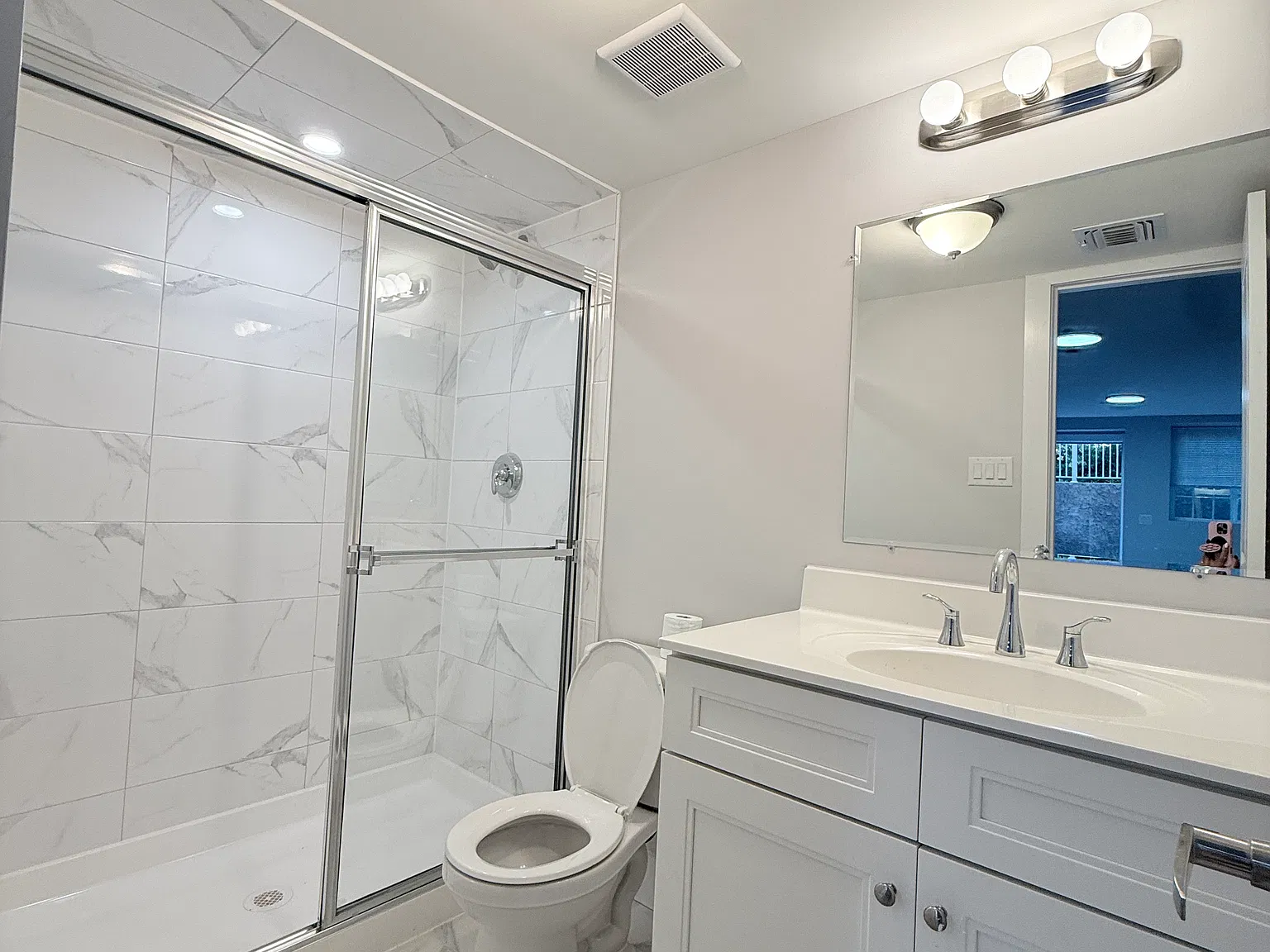 1 bed, 800 sqft, $1,600 — Photo 4