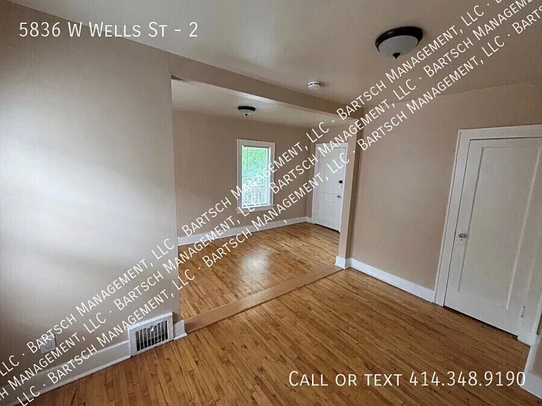 5836 W Wells St #2 — Photo 7