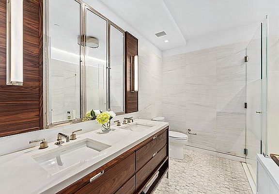 5th image of 301 E 50th St APT 4A