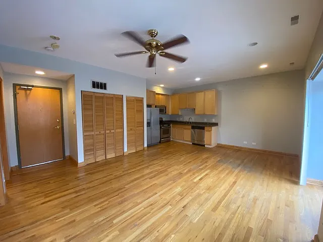 2120 W Washington Blvd #204 — Photo 3