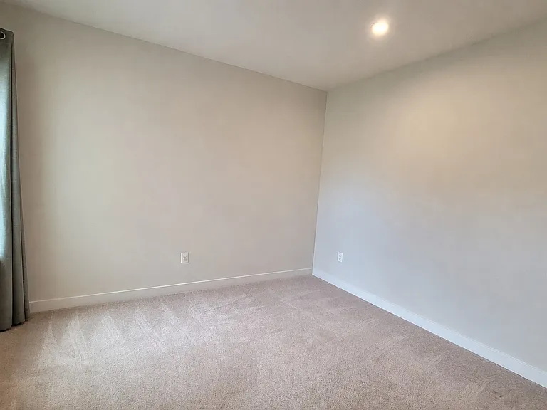 8663 Shady Pines Dr — Photo 20