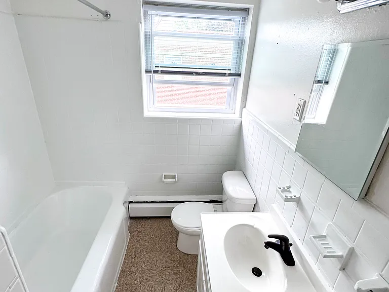 1214 Magnolia Ave — Photo 5