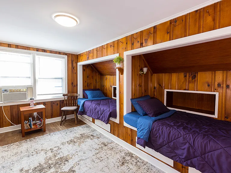 30 Florence Ave — Photo 22