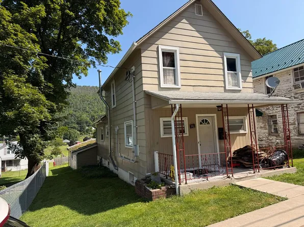 10 1st St, Galeton, PA 16922