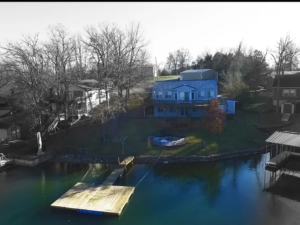 1003 Elm Ln, Keytesville, MO 65261