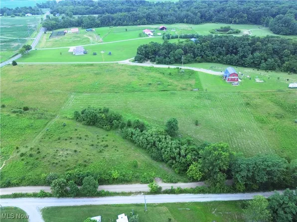 28 State Rte, Frankfort, OH 45628