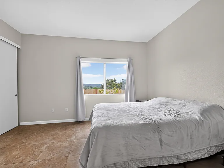 4575 Lambeth Ct — Photo 8