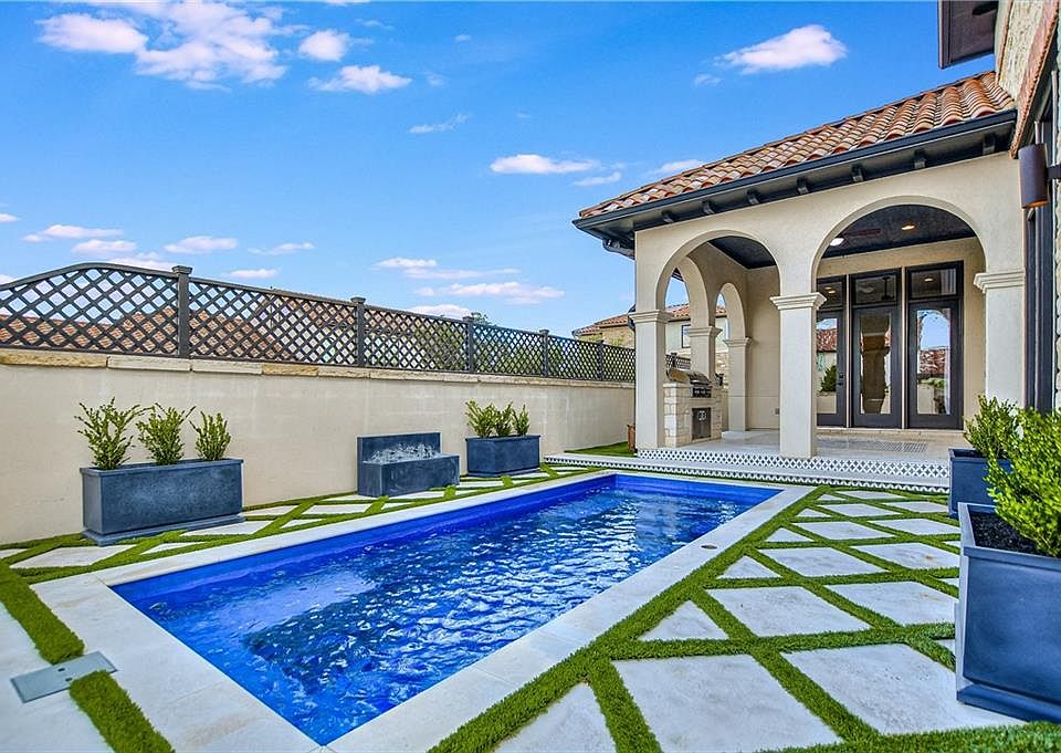 1st image of 13216 Villa Montana Way