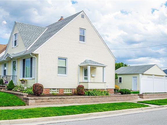2nd image of 9415 Beech Ave