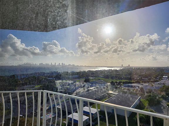 5th image of 7601 E Treasure Dr APT 1501