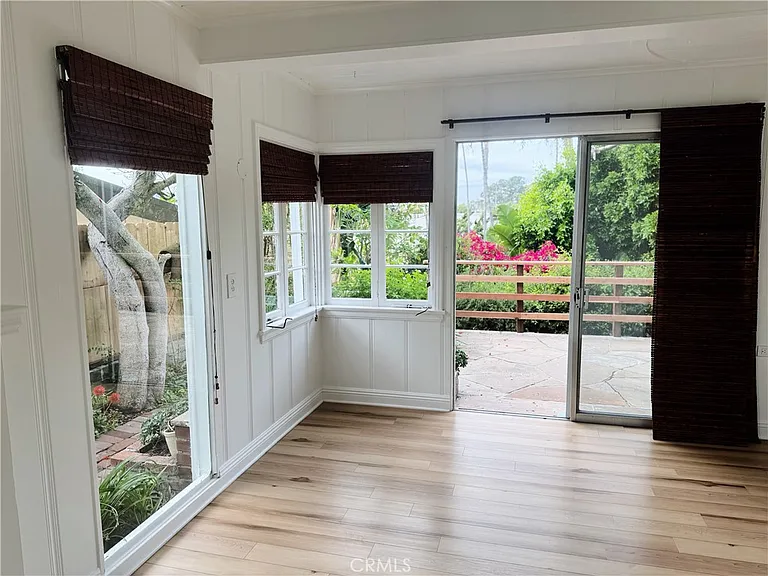 31865 8th Ave — Photo 32