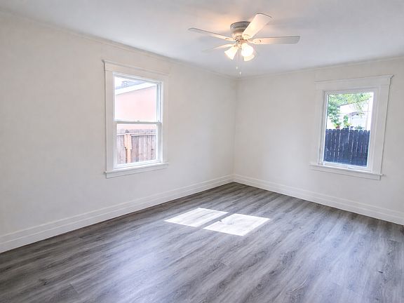 3rd image of 415 W Pine St #417