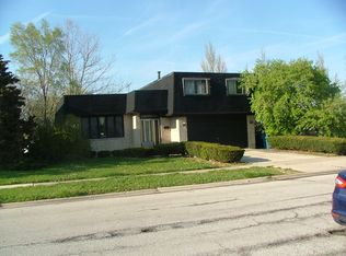 58 E 164th St, South Holland, IL