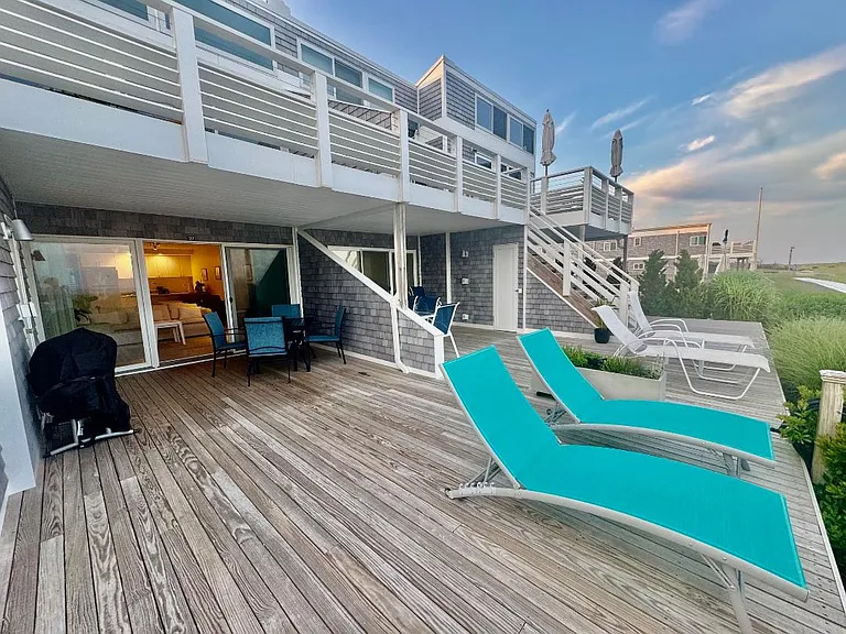 539 Dune Rd #27 — Photo 22