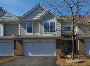 10596 Scott Dr #3, Huntley, IL 60142