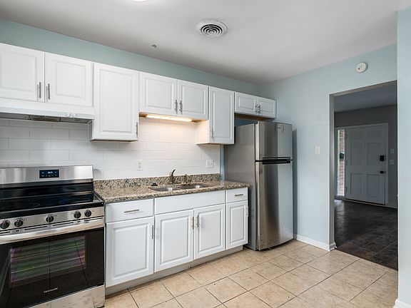 5th image of 1644 E 58th St #1644