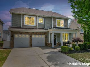 11608 Red Knoll Ln, Pineville, NC 28134