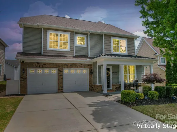 11608 Red Knoll Ln, Pineville, NC 28134