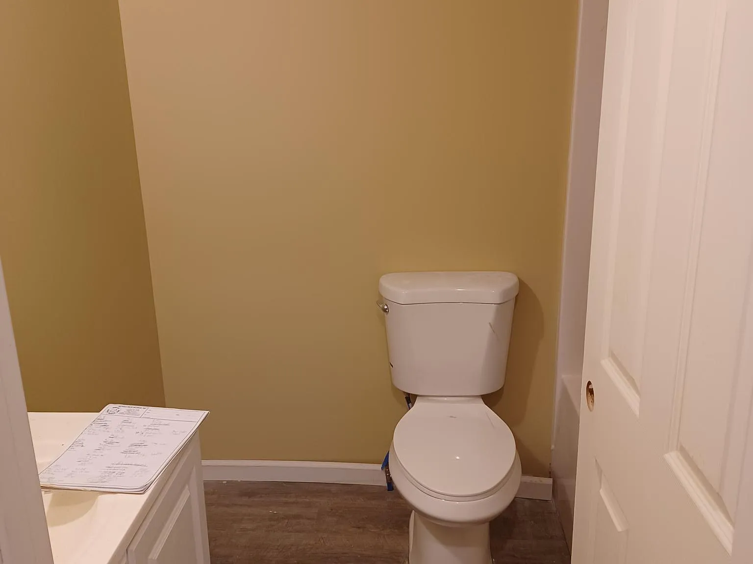 3 bed, 936 sqft, $1,350 — Photo 2