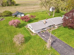 10051 Canada Rd, Birch Run, MI 48415