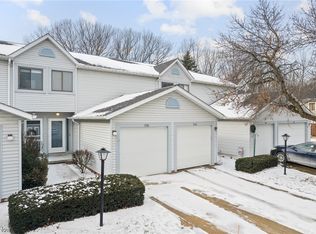 5536 Sunset Ln, Parma, OH 44134