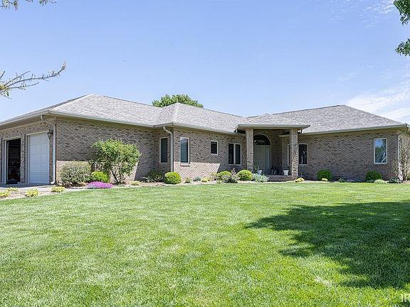 2nd image of 333 N Hyde Park Dr