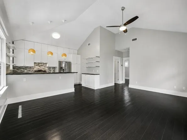 823 Cortlandt St, Houston, TX 77007