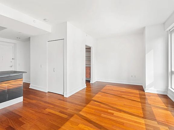 4th image of 350 W 42nd St APT 14J
