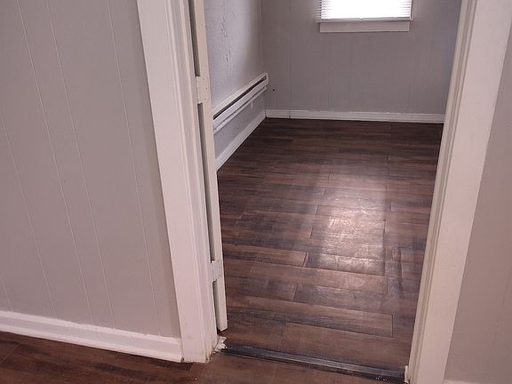 5th image of 2311 E Werges Ave