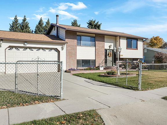 3rd image of 4680 W Thayn Dr