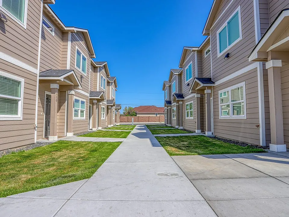 Kennewick Heights on 7th Avenue