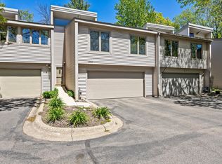 8405 137th Ct, Apple Valley, MN 55124