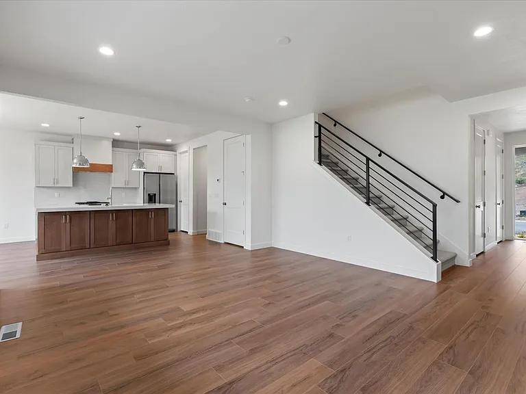 506 W Ascent Dr — Photo 6