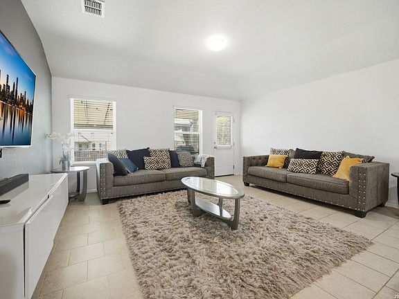 5th image of 9207 Savoy Sands