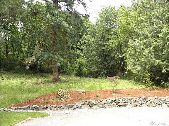 3rd image of 8907 40th St NW
