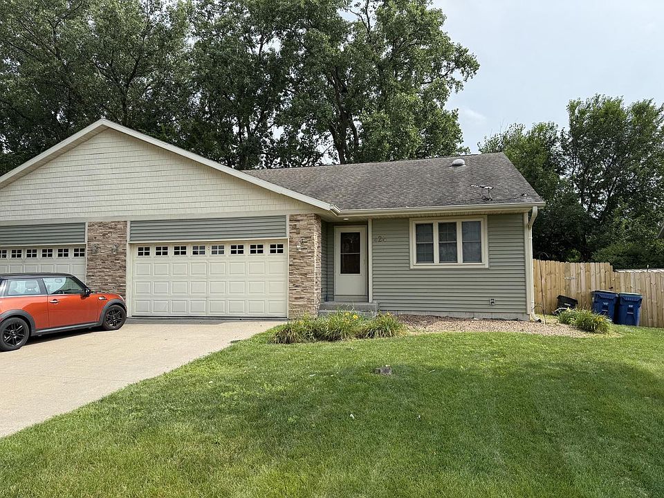 1st image of 424 Callaway BOULEVARD