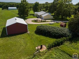 12172 S Adams Rd, Carbondale, KS 66414