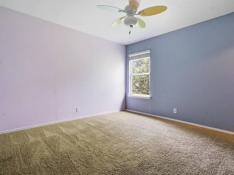 1806 Carriage Hills Trl — Photo 24