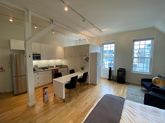 4th image of 3178 17th St Unit 3