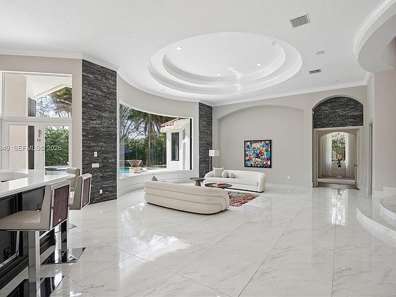 5th image of 12922 Grand Oaks Dr