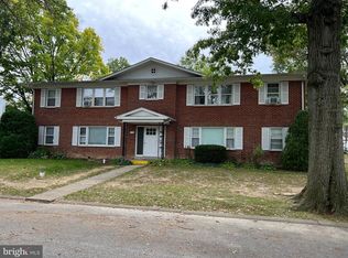 19 Round Hill Rd APT D, Camp Hill, PA 17011