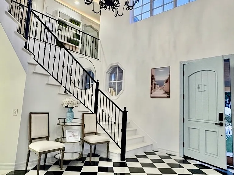 1423 Floresta Pl — Photo 34