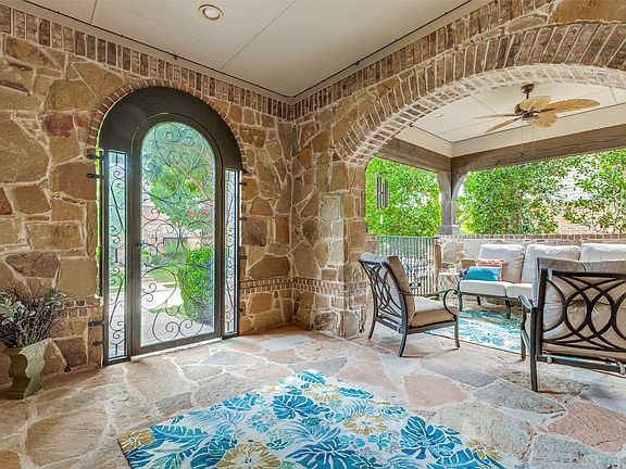 2nd image of 1834 Trinidad Ln